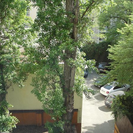 Apartment Near City Centre With Parking Place Prague Ngoại thất bức ảnh