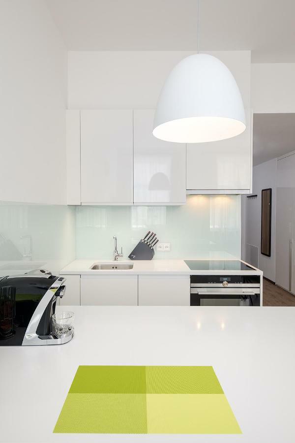 Apartment Near City Centre With Parking Place Prague Ngoại thất bức ảnh