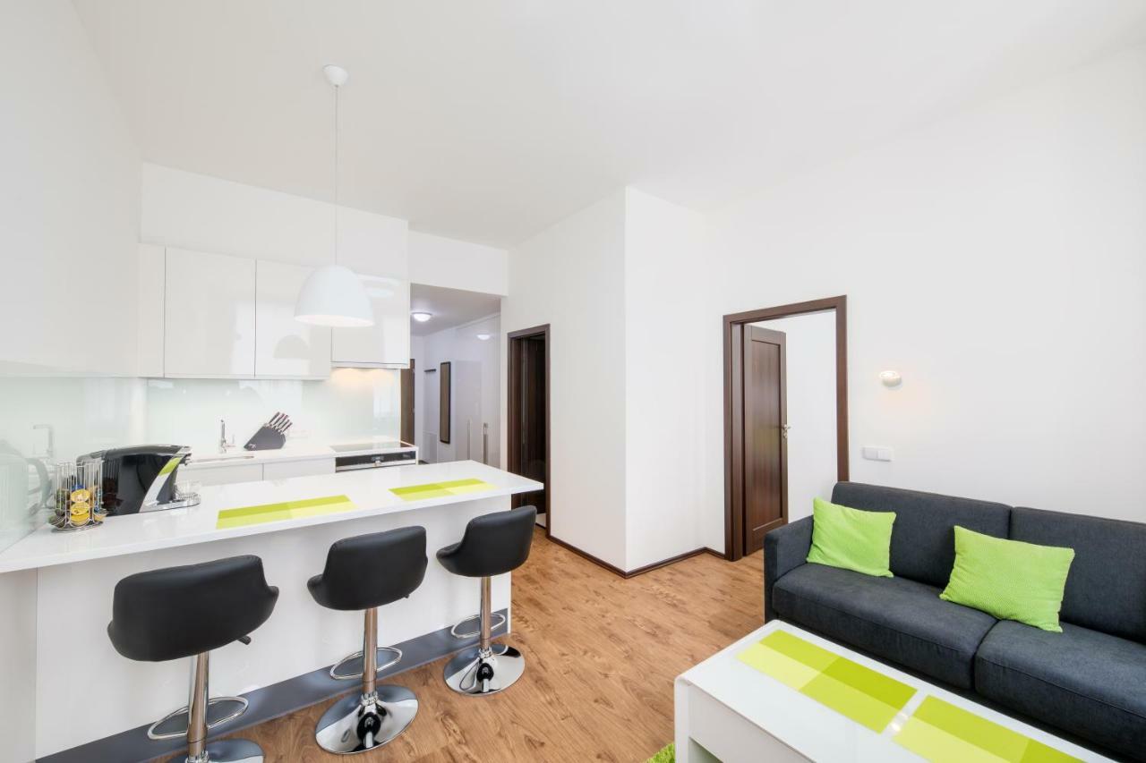 Apartment Near City Centre With Parking Place Prague Ngoại thất bức ảnh